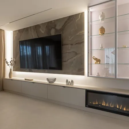 Bulvar & Parking By Alqueen