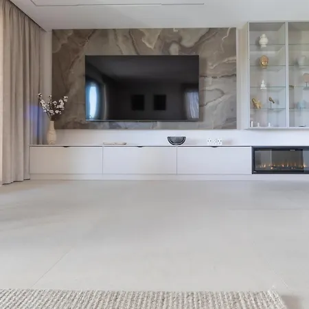 Bulvar & Parking By Alqueen Gdańsk