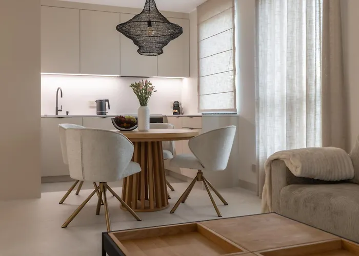 Bulvar & Parking By Alqueen