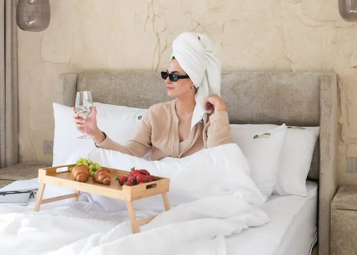 公寓 Bulvar & Parking By Alqueen *