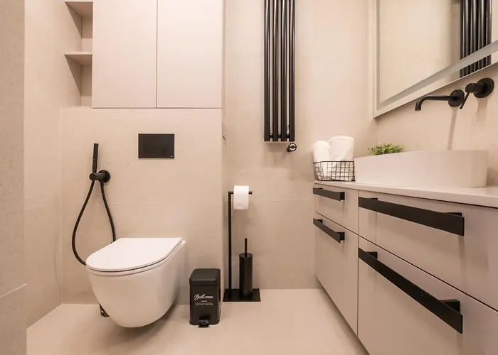 Bulvar & Parking By Alqueen * 格但斯克