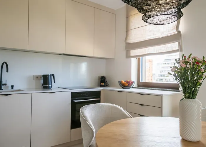 Bulvar & Parking By Alqueen