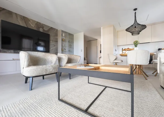 Bulvar & Parking By Alqueen 公寓 格但斯克