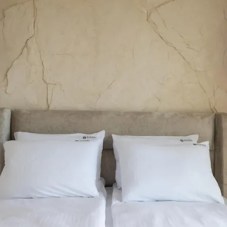 Bulvar & Parking By Alqueen *